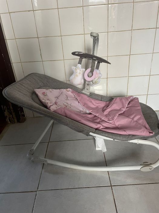 Espreguiçadeira bebé totalmente novo