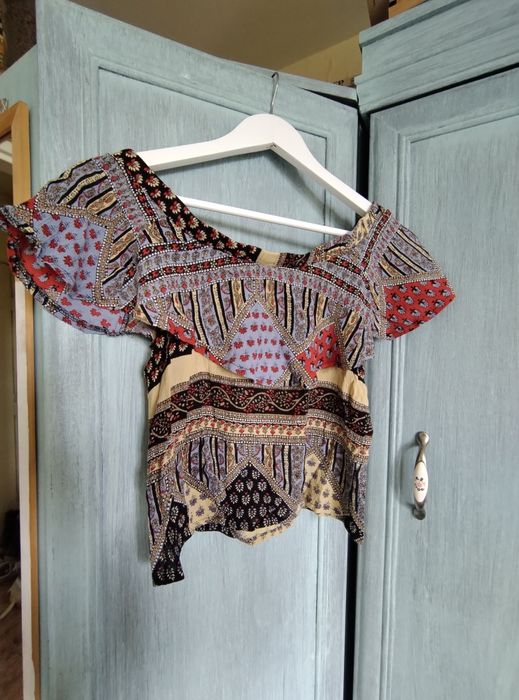 Krótki letni kombinezon, cienka bluzka przewiewna hiszpanka