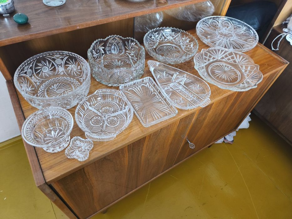 Kryształy PRL różne