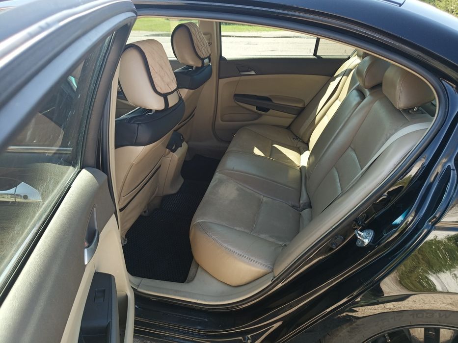 Honda Accord 8 2,4 газ, бензин