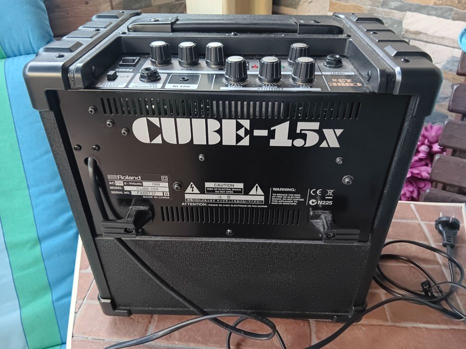 Amplificador ROLAND CUBE 15X