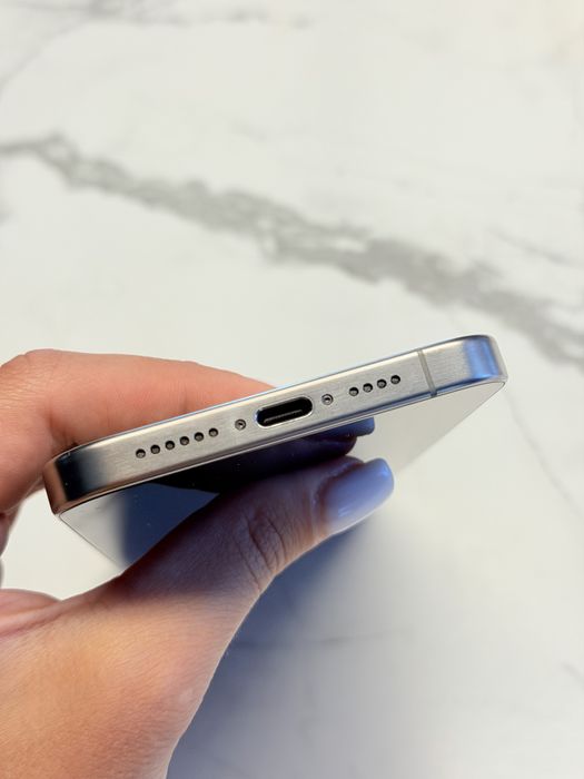 iPhone 15 Pro Max 512 GB Natural Titanium