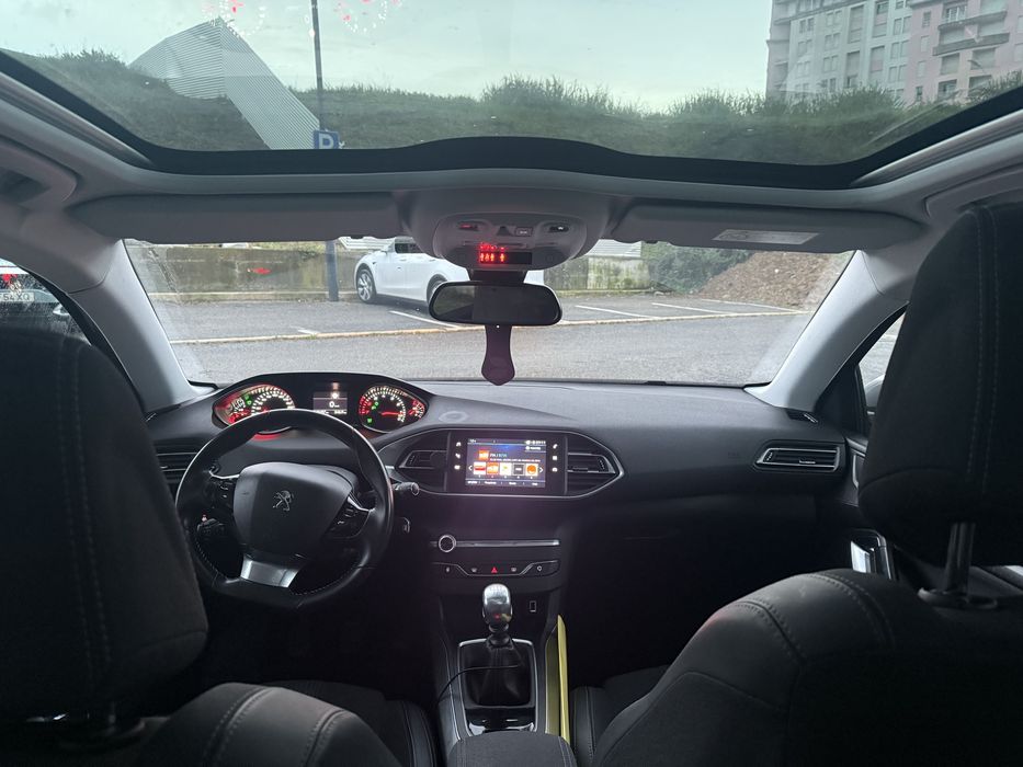 Peugeot 308 sw 1.2 Premium 130cv