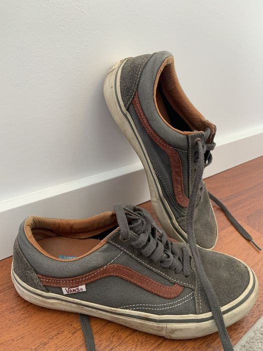 Ténis Vans verdes e bordôs 39