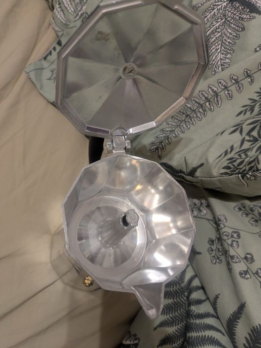 Kawiarka Moka srebrna z aluminium duża 6tz