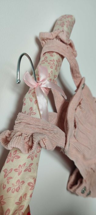 Ogrodniczki sztruksowe różowe 3T