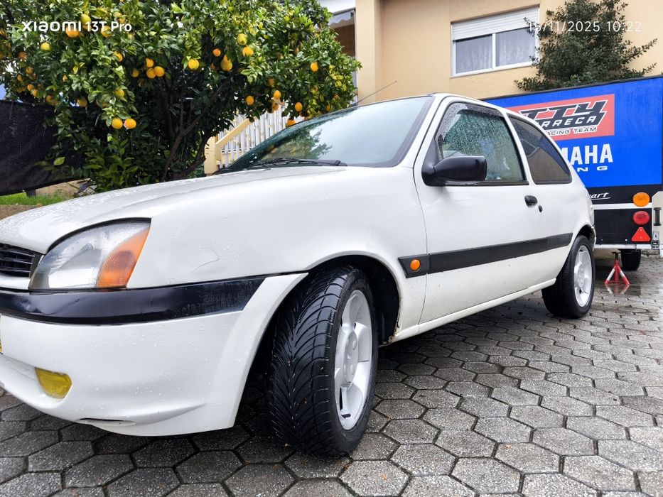 Ford fiesta comercial 1.8d