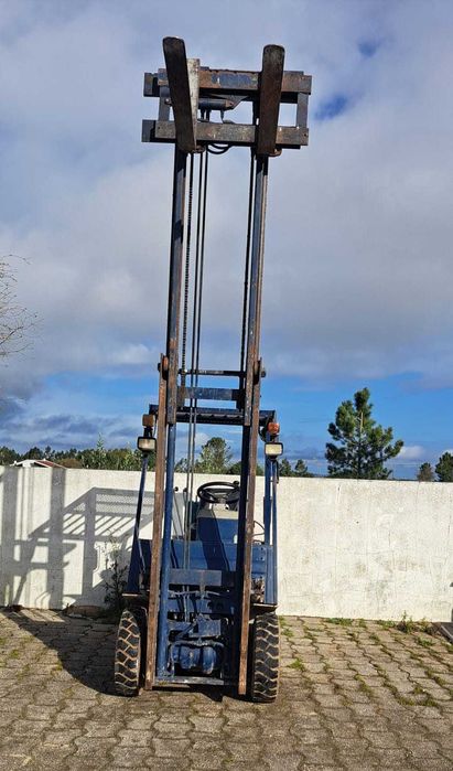 Empilhador para venda