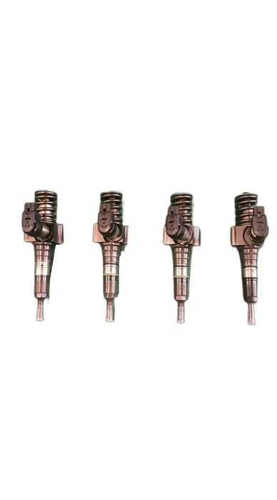 Injetores AUDI A4 B7 2.0 TDI (125 kW / 170 cv) [06.2006 - 06.2008] 03G130073T (OEM)
