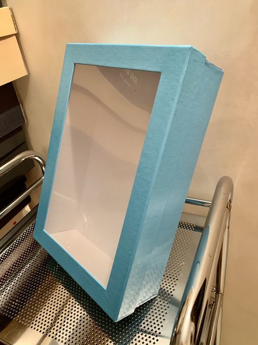 Коробки подарочные брендовые