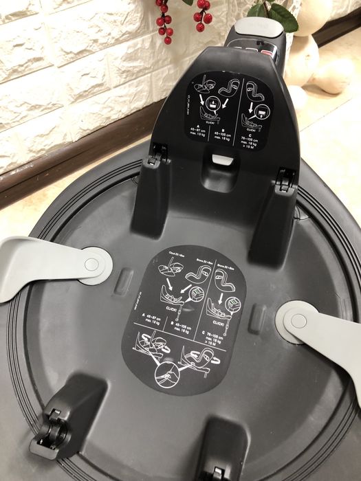 База для автокрісел Cybex Cloud Z/Z2/T Sirona Z/Z2/T латформа Isofix