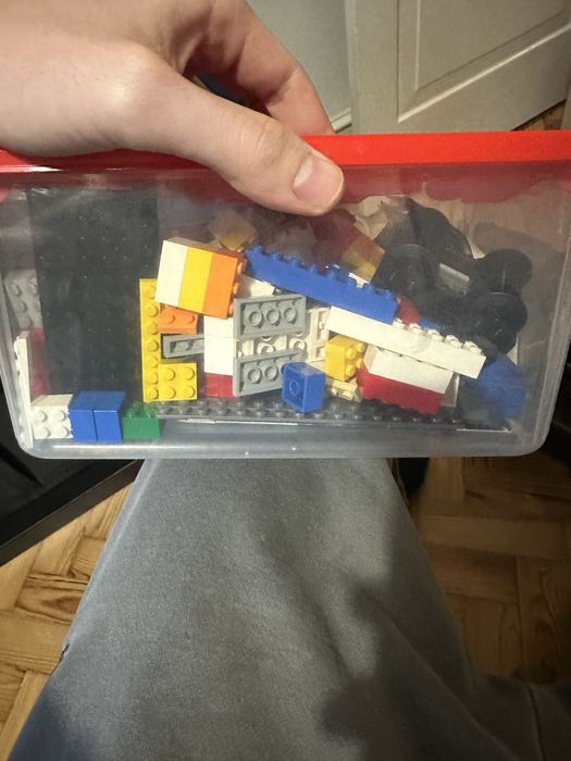 Vendo 15kg de legos com alguns montados e outros nao