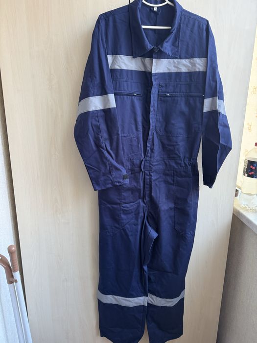 Мужской рабочий комбинезон ( новый)