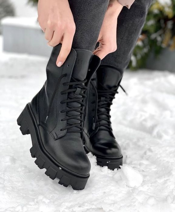 Зимові черевики 41-42 розміру