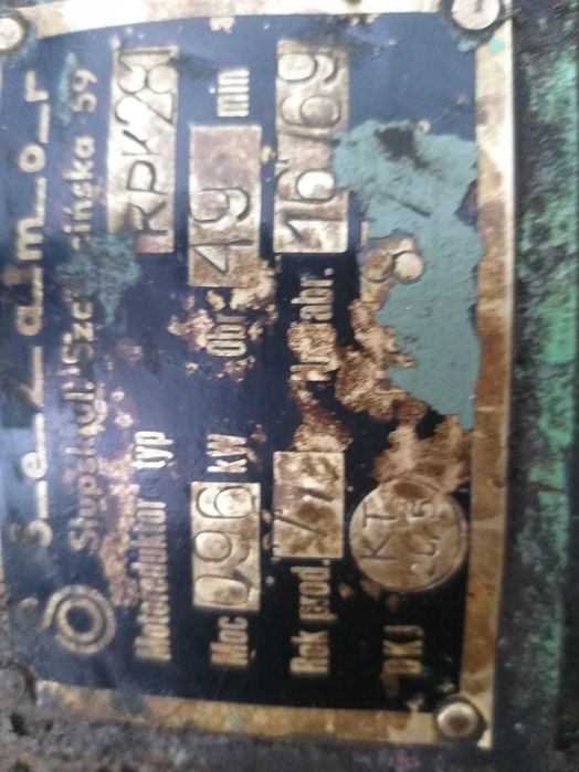 Sprzedam silnik elektryczny z przekladnia