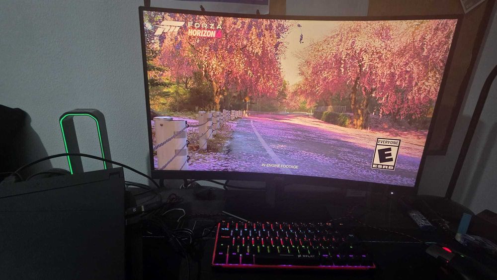 Monitor Gaming AOC C27G4ZXE 27" Curvo – 280Hz