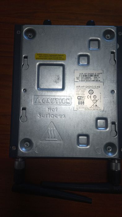 Router Cisco Air e Thomson TG