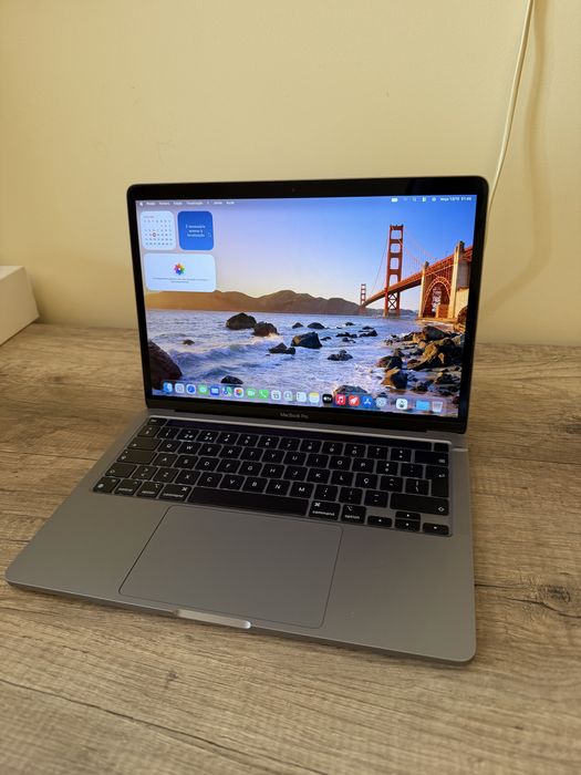 MacBook Pro 13 M1 8/256GB 92%bateria