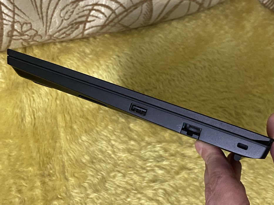 Lenovo ThinkPad E14 Gen2 i5-1135G7/8Gb/256Gb