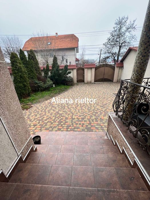 Аренда Дом на Фонтане ул  Донского 5 комнат подвал