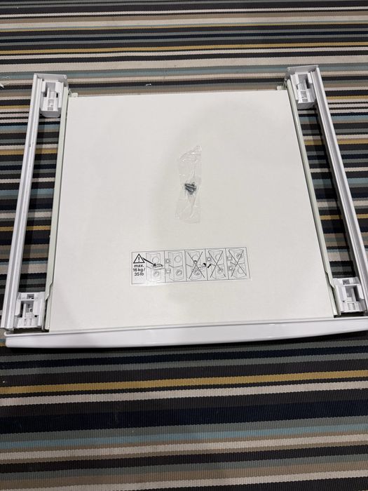 Łacznik pralki i suszarki Bosch