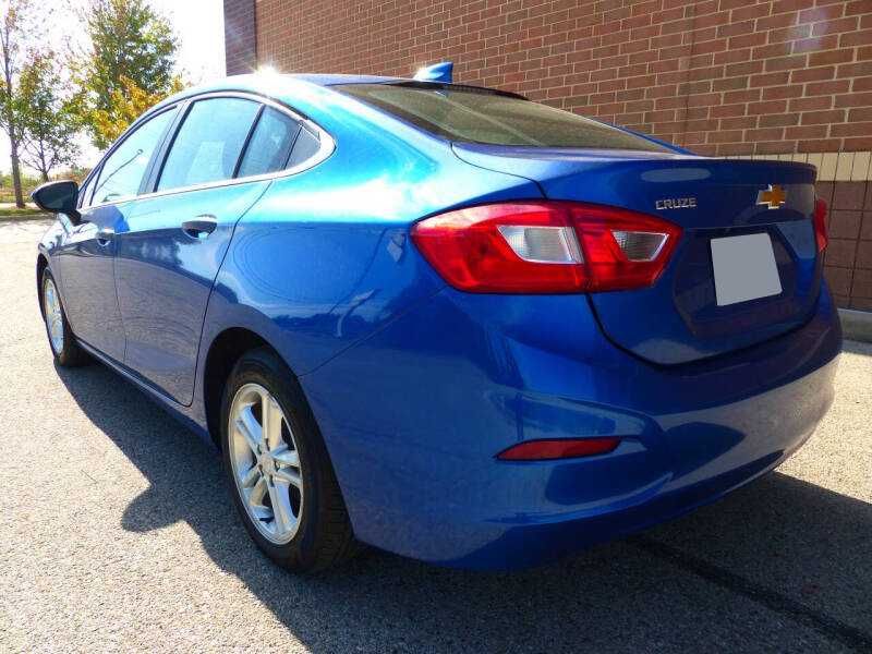 2017 Chevrolet Cruze LT Auto