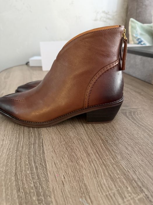 Жіночі ботильйони козаки з натуральної шкіри, розмір 37