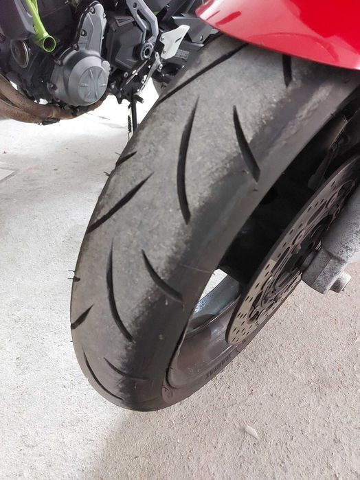 Yamaha yzf r6 2002 só para vender e valor fixo.