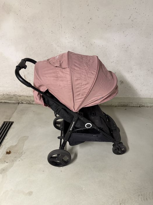 Wózek spacerowy składany KinderKrafr Lite UP