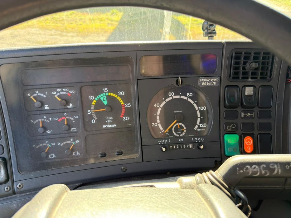 Scania 4 114 380km 6x2 skrętna os wywrotka