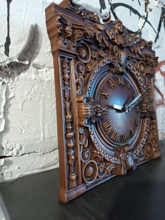 Годинник з натурального дерева