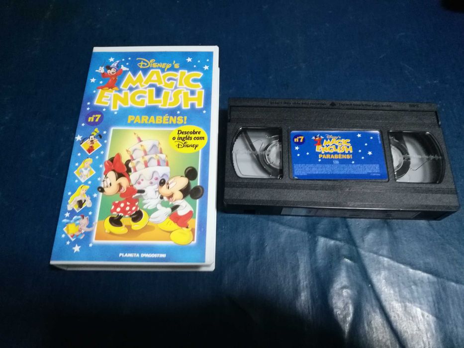 MAGIC ENGLISH - PARABENS (DISNEY) - áudio em Português