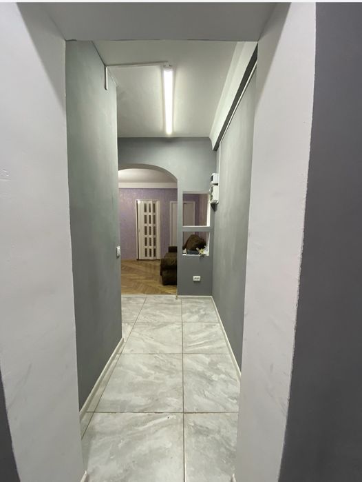 Продам 2х кімнатну квартиру в центрі міста "Амстор ,Україна"