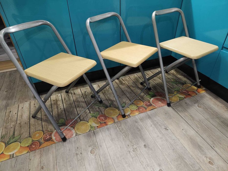 3 Cadeiras Dobráveis Só 10euros