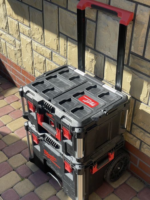 Milwaukee packout skrzynie na wózku