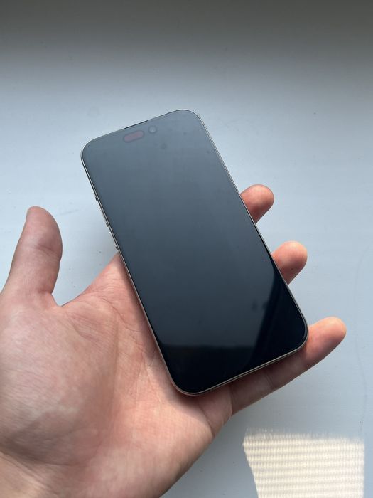 Iphone 15 pro 128 gb•Айфон 15 про 128 гб.