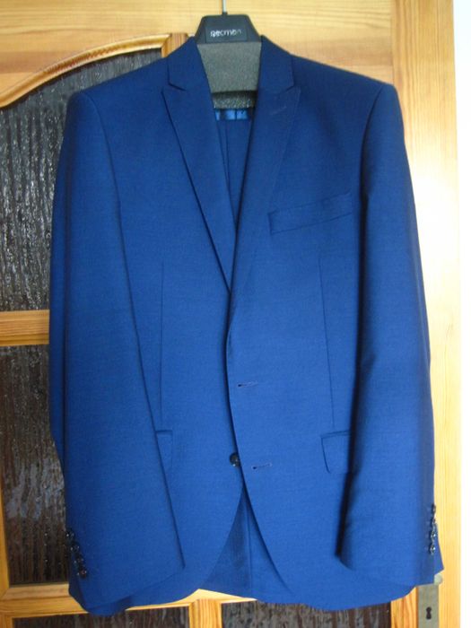 Młodzieżowy Garnitur firmy Recman granatowy