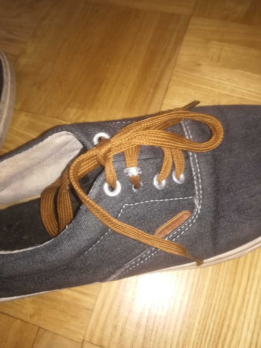 Продам кеды Б/У.