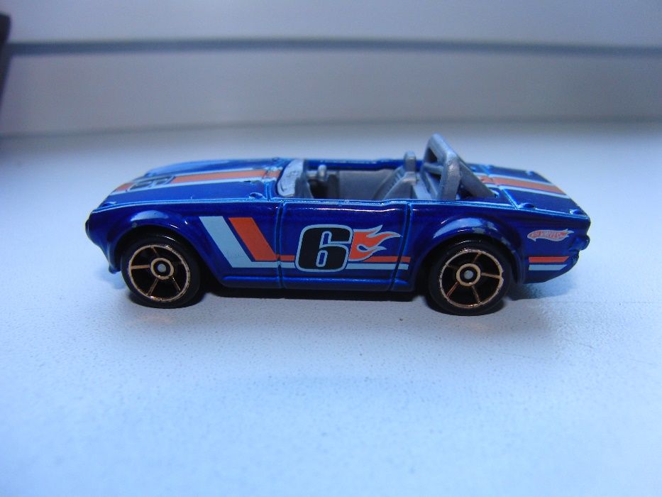 Hot Wheels Triumph TR6
