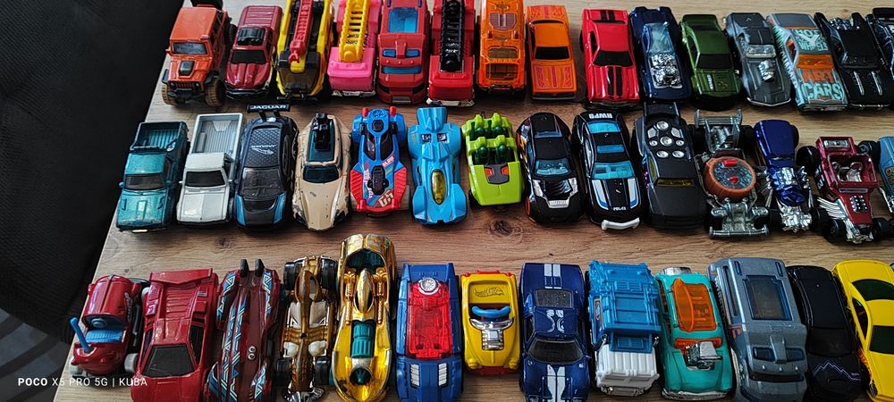 Hotwheels 58 sztuk