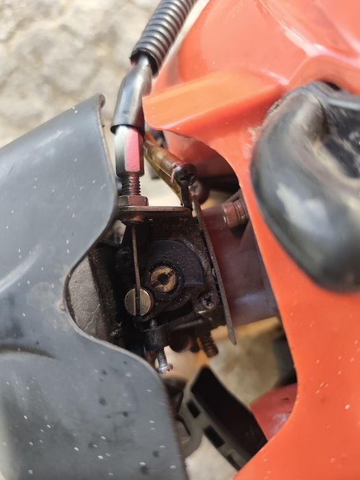 Roçadora kobota 53cc profissional aceito troca por rossadora kavasakis