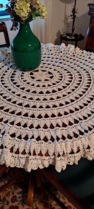 Toalha redonda renda feita à mão