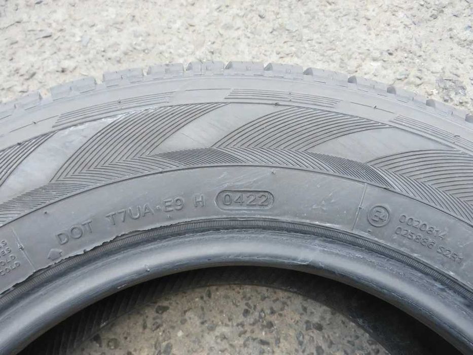 Знижка 215/70 R16c 108/106R Hankook зима 2 штуки 2022рік шини б/у