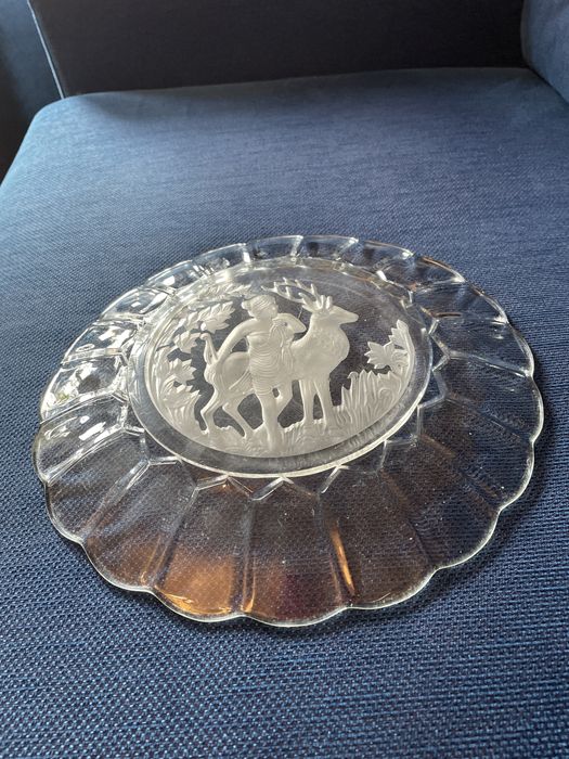 Szklana patera na ciasto