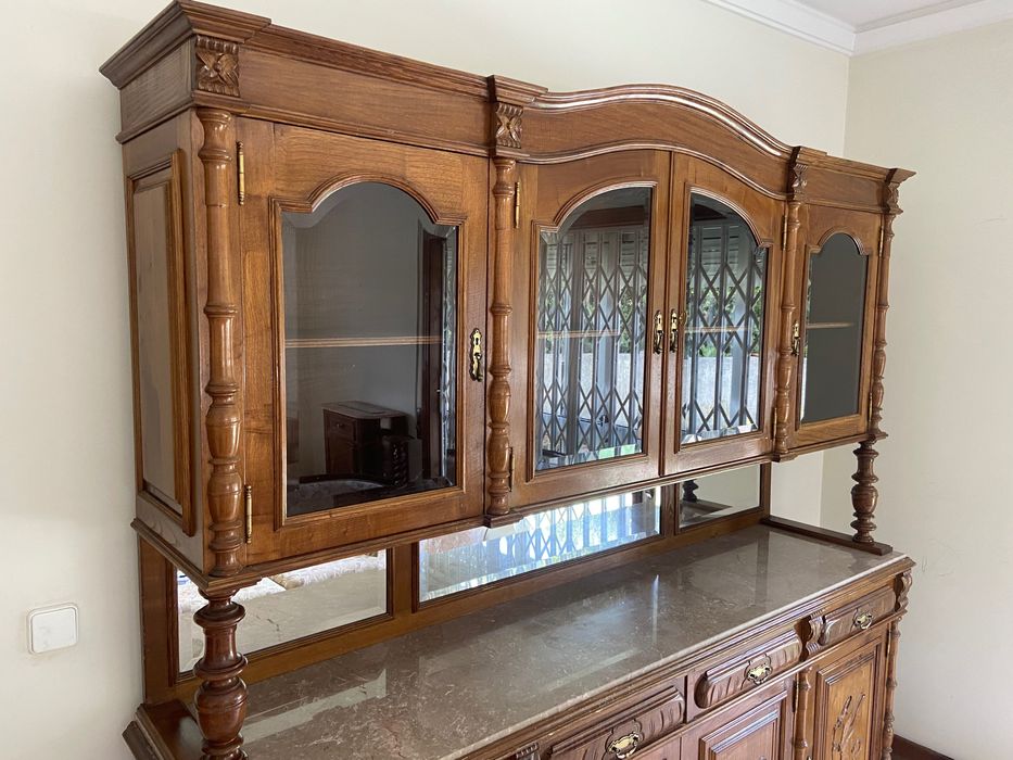 Móvel de Madeira - Cristaleira c/ espelho