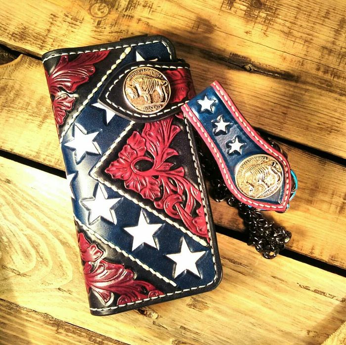 Portfel skòrzany ręcznie tloczony rock harley chopper bobber oldschool