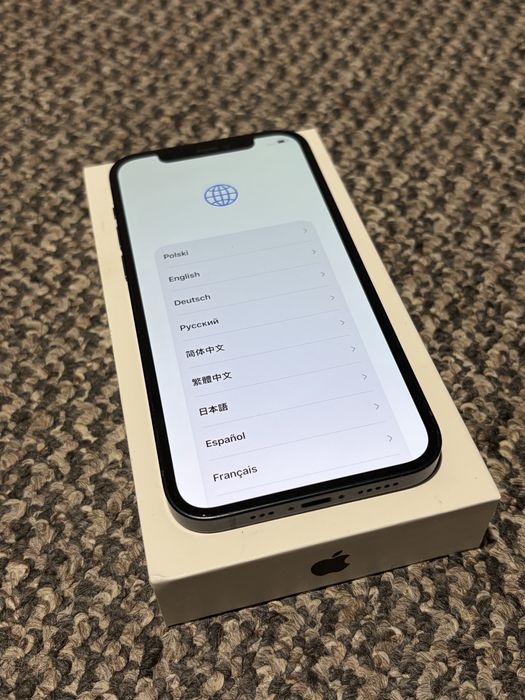 Apple iPhone 12 64GB 87% kondycji, w pelni sprawny, pudelko, nowy kabel, dwa case