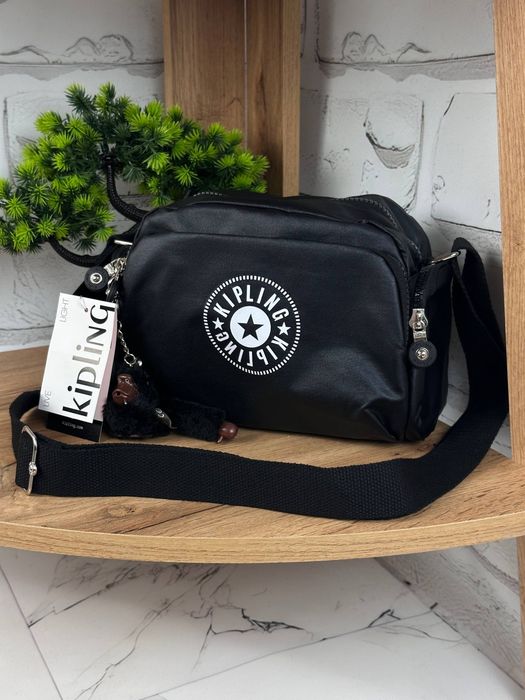 Сумка Kipling з брелком, вмістка сумка через плече, крос-боді кіплінг