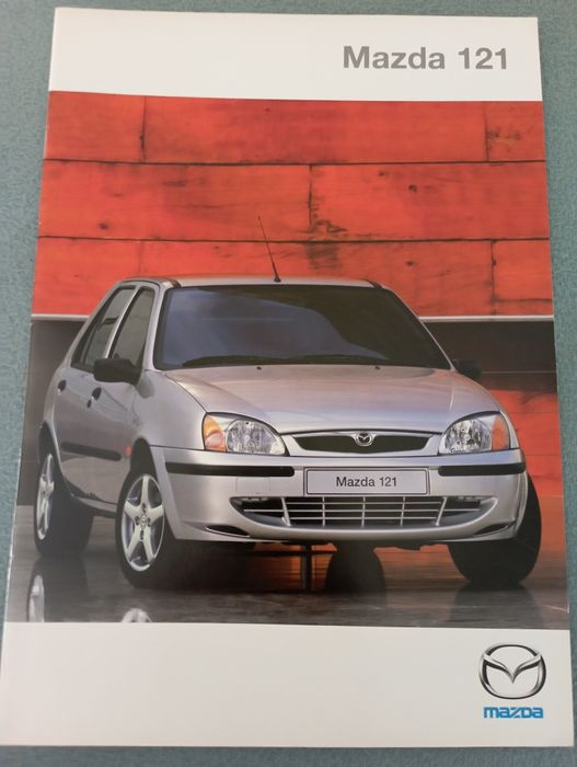 Catálogo Mazda 121