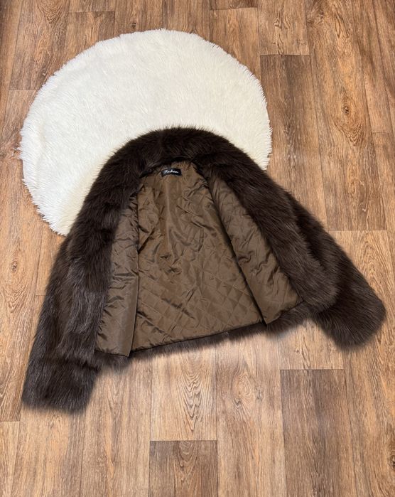 Шуба Zara в коричневому кольорі, шоколадна XS,S